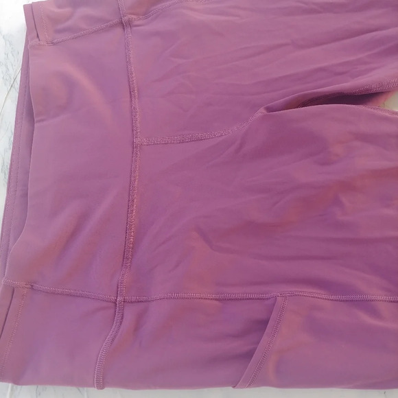 Lululemon Fast Free Tight II 25" sz 10 - Picture 3 of 10